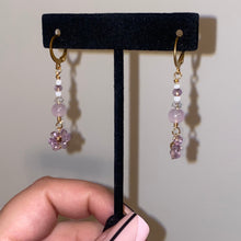Load image into Gallery viewer, Purple Flower Earrings