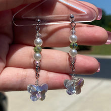 Load image into Gallery viewer, Butterfly Earrings