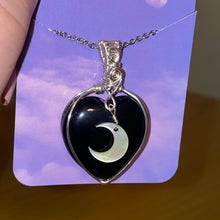 Load image into Gallery viewer, Obsidian x Mother of Pearl Necklace