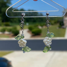 Load image into Gallery viewer, Dainty Garden Flower Earrings