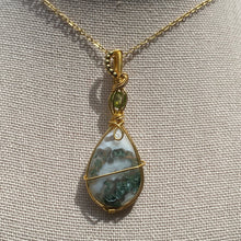 Load image into Gallery viewer, Moss Agate & Peridot Necklace