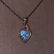Load image into Gallery viewer, Rainbow Moonstone Heart Necklace (Choose Chain)
