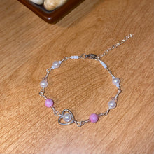 Load image into Gallery viewer, Pink Heart Bracelet