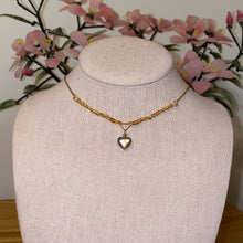 Load image into Gallery viewer, Yellow Labradorite Heart Choker
