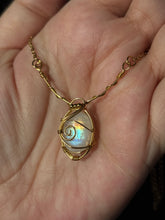 Load image into Gallery viewer, Moonstone Choker
