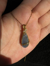 Load image into Gallery viewer, Blue Labradorite Necklace
