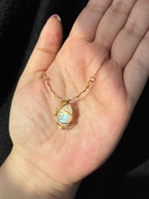 Load image into Gallery viewer, Moonstone Choker
