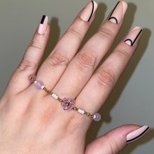 Cargar imagen en el visor de la galería, Pulsera de flores moradas de ensueño 
