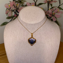 Load image into Gallery viewer, Light Purple Labradorite Heart Necklace (Choose Chain)
