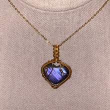 Load image into Gallery viewer, Light Purple Labradorite Heart Necklace (Choose Chain)
