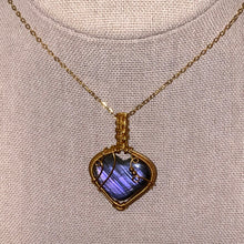 Load image into Gallery viewer, Light Purple Labradorite Heart Necklace (Choose Chain)
